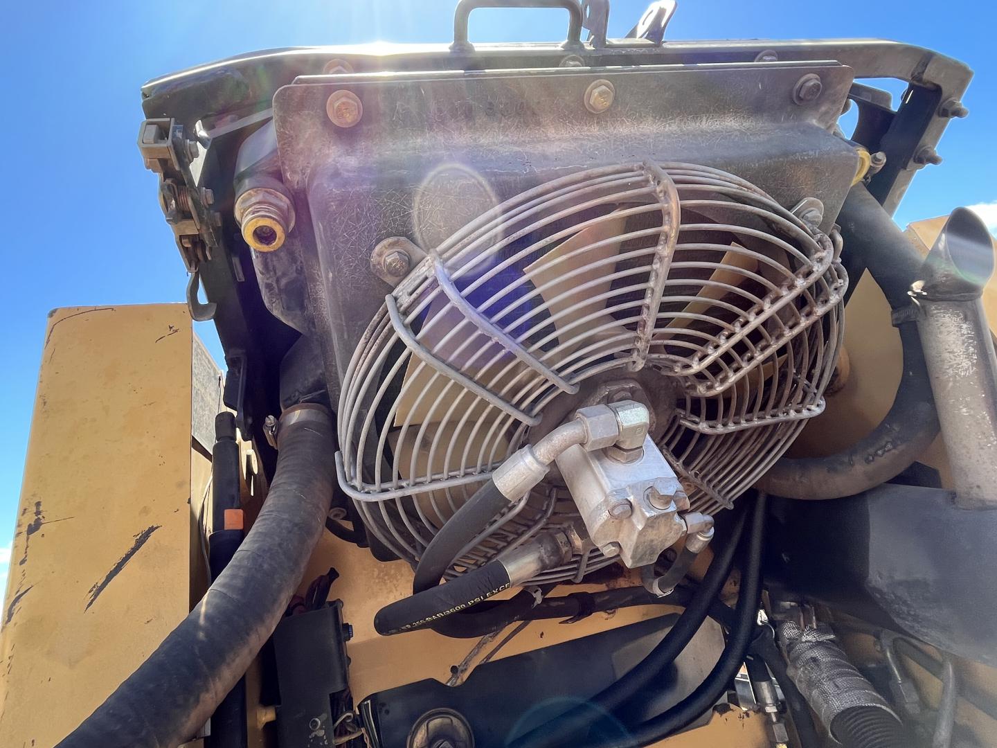 ./imagenes/INVOICE/2019/17617/MINICARGADOR CATERPILLAR 226 (8).JPG